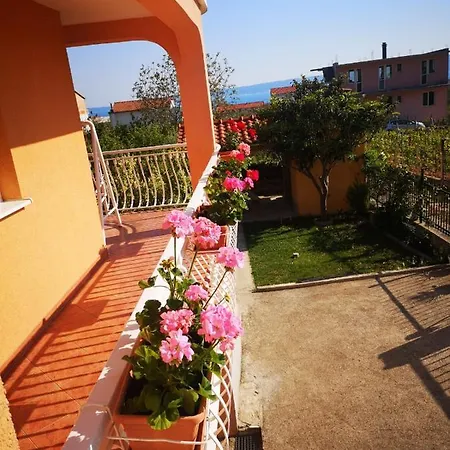 Apartmani Mateja Kastela Exterior photo