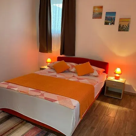 Apartmani Mateja Kastela Exterior photo